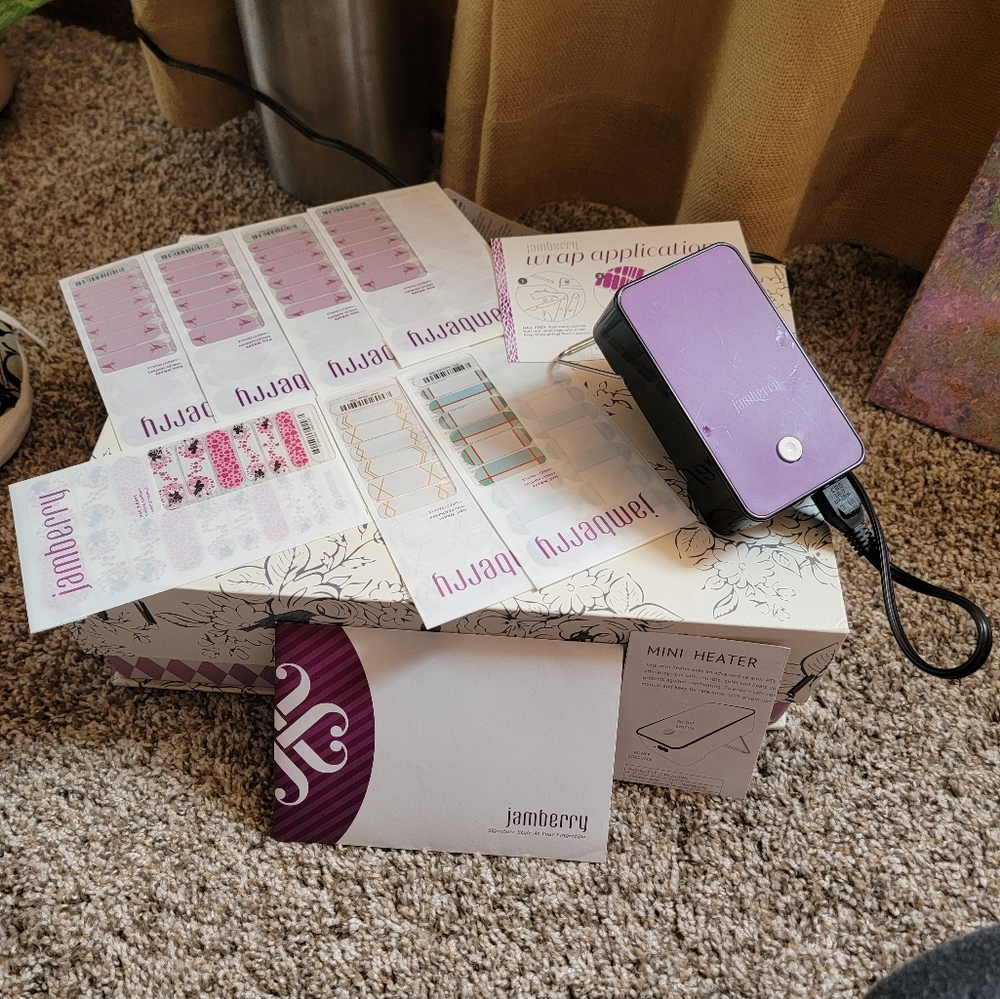 Jamberry nail wraps and heater/dryer